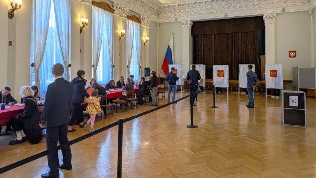 В Финляндии более 400 человек проголосовали на выборах в Госдуму