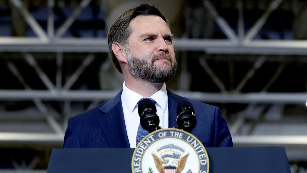 Вэнс ожидает прогресса по Украине после встречи Трампа и Зеленского