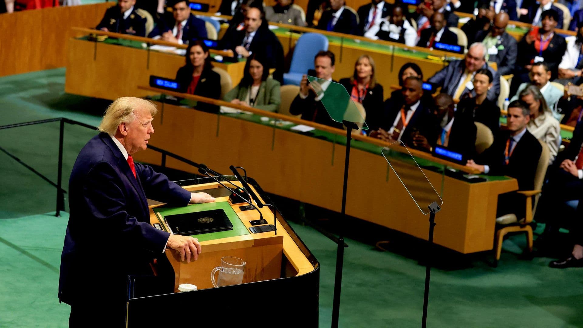 Трамп заявил, что Иран отвергал предложения США о сделке