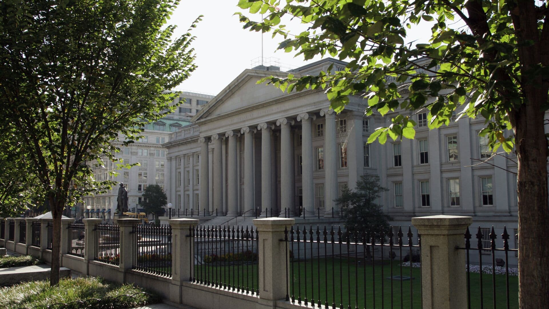США ввели санкции против гражданина Украины
