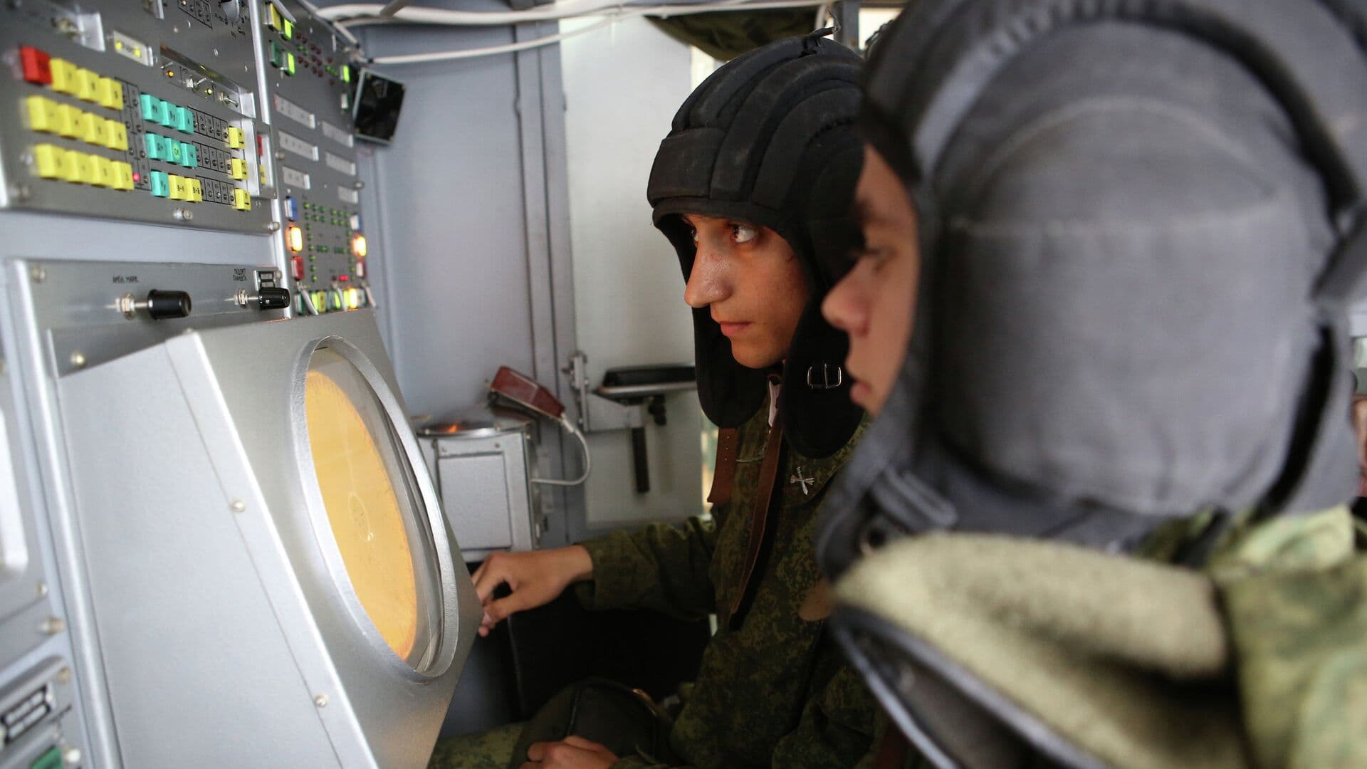 Беспилотник, летевший на Москву, уничтожен системой ПВО