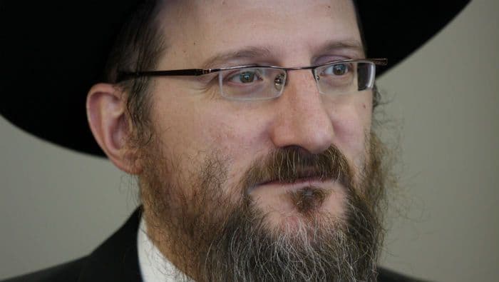 Лазар рассказал, когда женщина может стать инспектором по кошерной пище