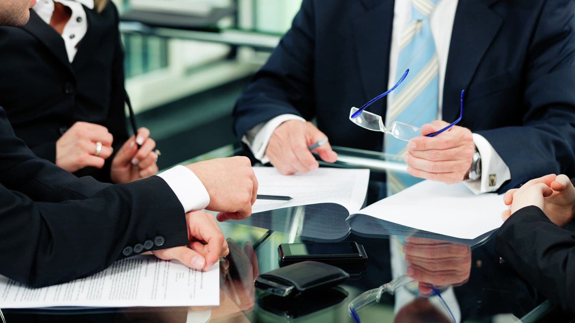 Эксперт рассказала, можно ли уволить за опоздания на работу