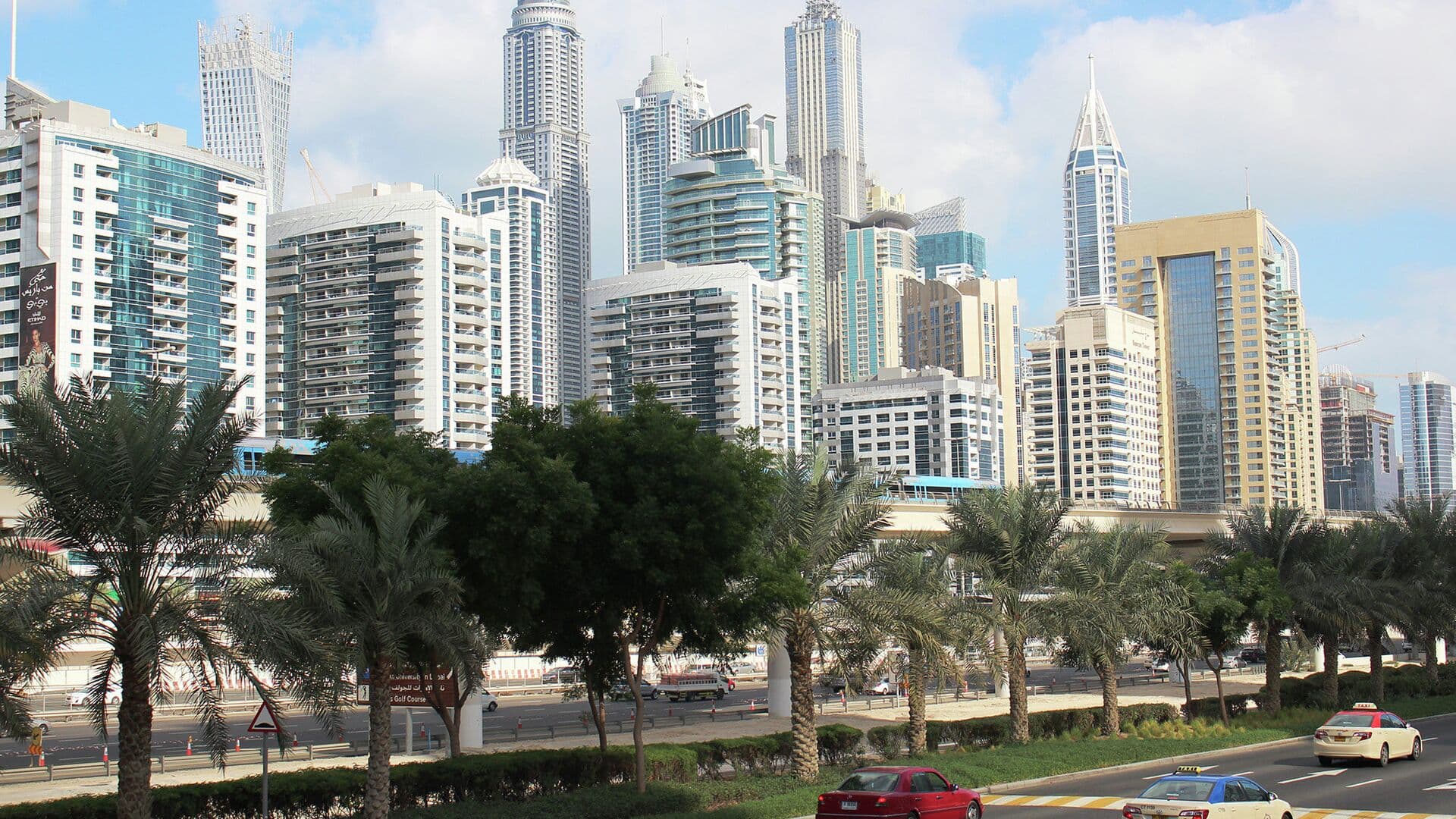 Туристам из России дали 30 минут, чтобы покинуть отель в Дубае