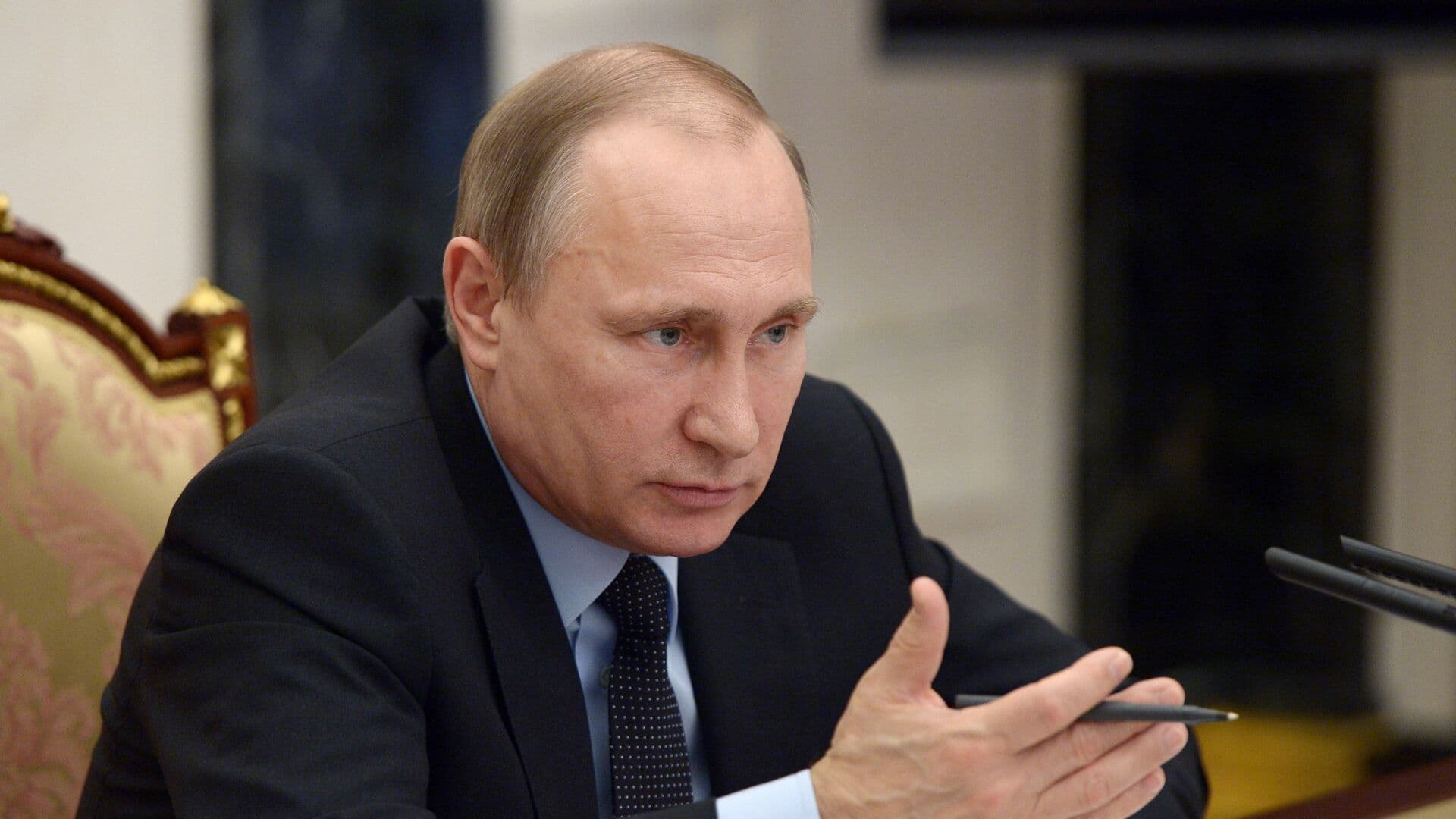 Путин: информирование о возможных ограничениях навредит оперативной работе