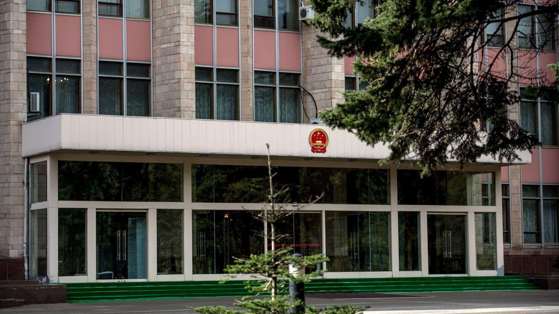 Посол КНР заявил о необходимости введения полного безвиза с Россией