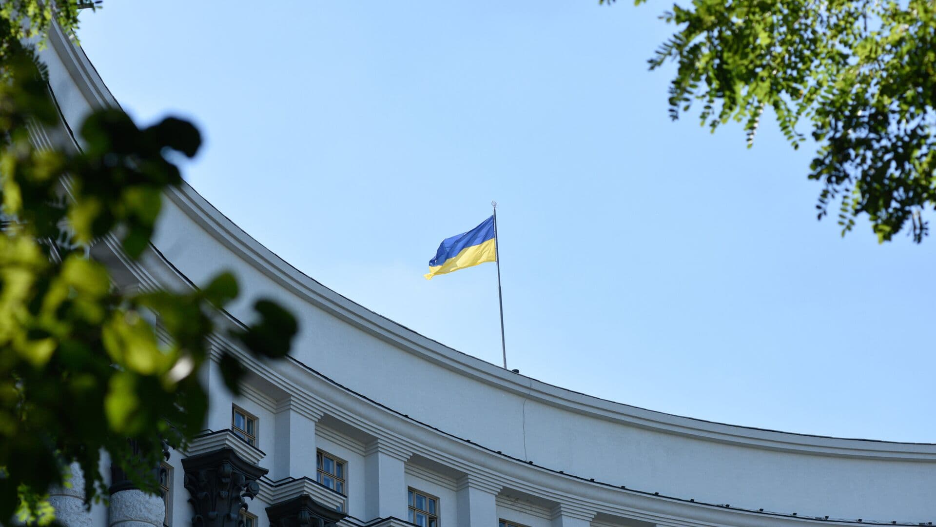 Украина заявила о желании вернуть выехавших граждан из ЕС