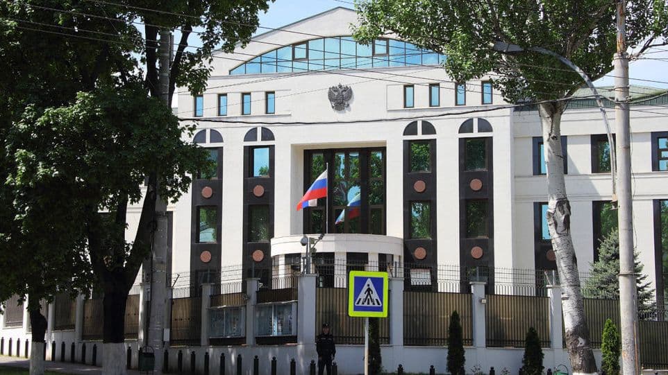 Посольство опровергло сообщения о вмешательстве России в дела Гагаузии