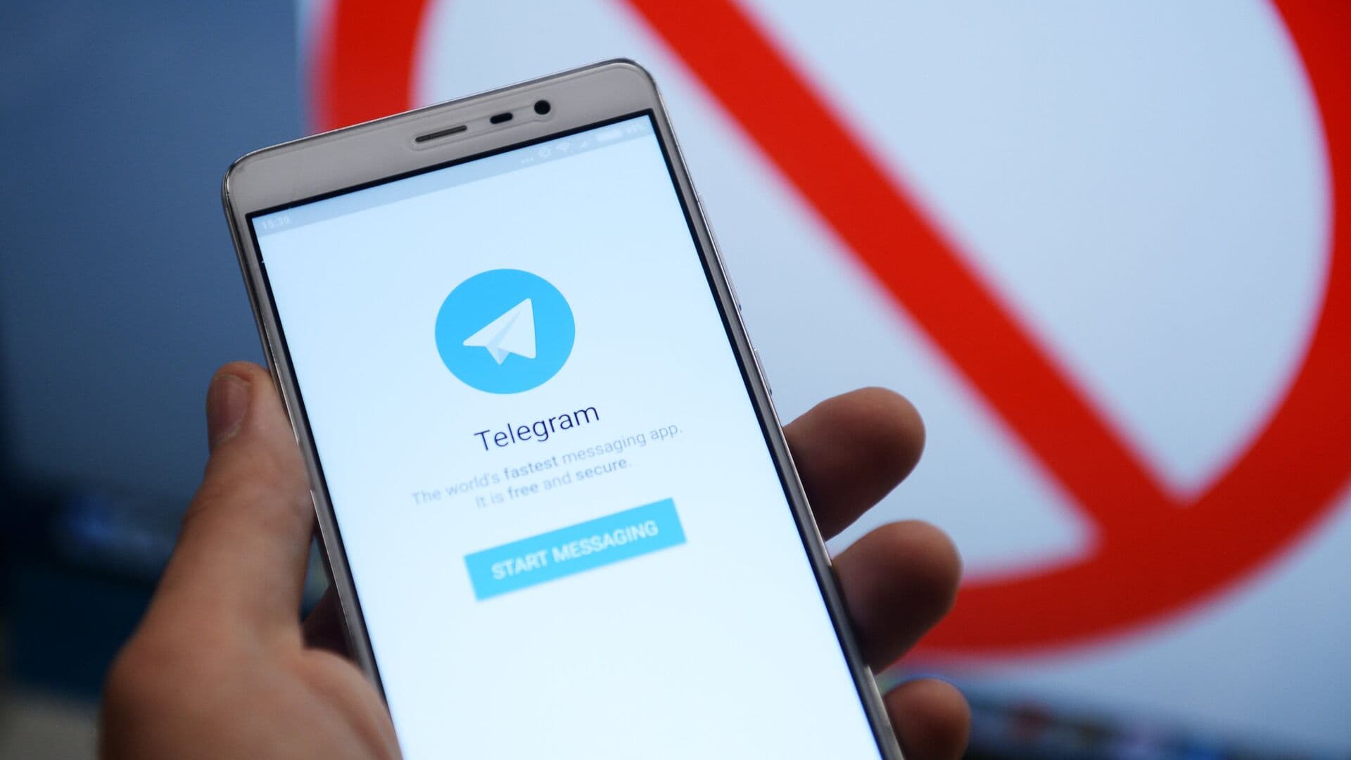 В Кремле заявили о нежелании Telegram сотрудничать с властями