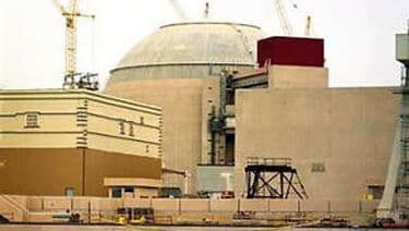 Вывезенные с АЭС "Бушер" россияне вылетели в Москву, сообщило посольство