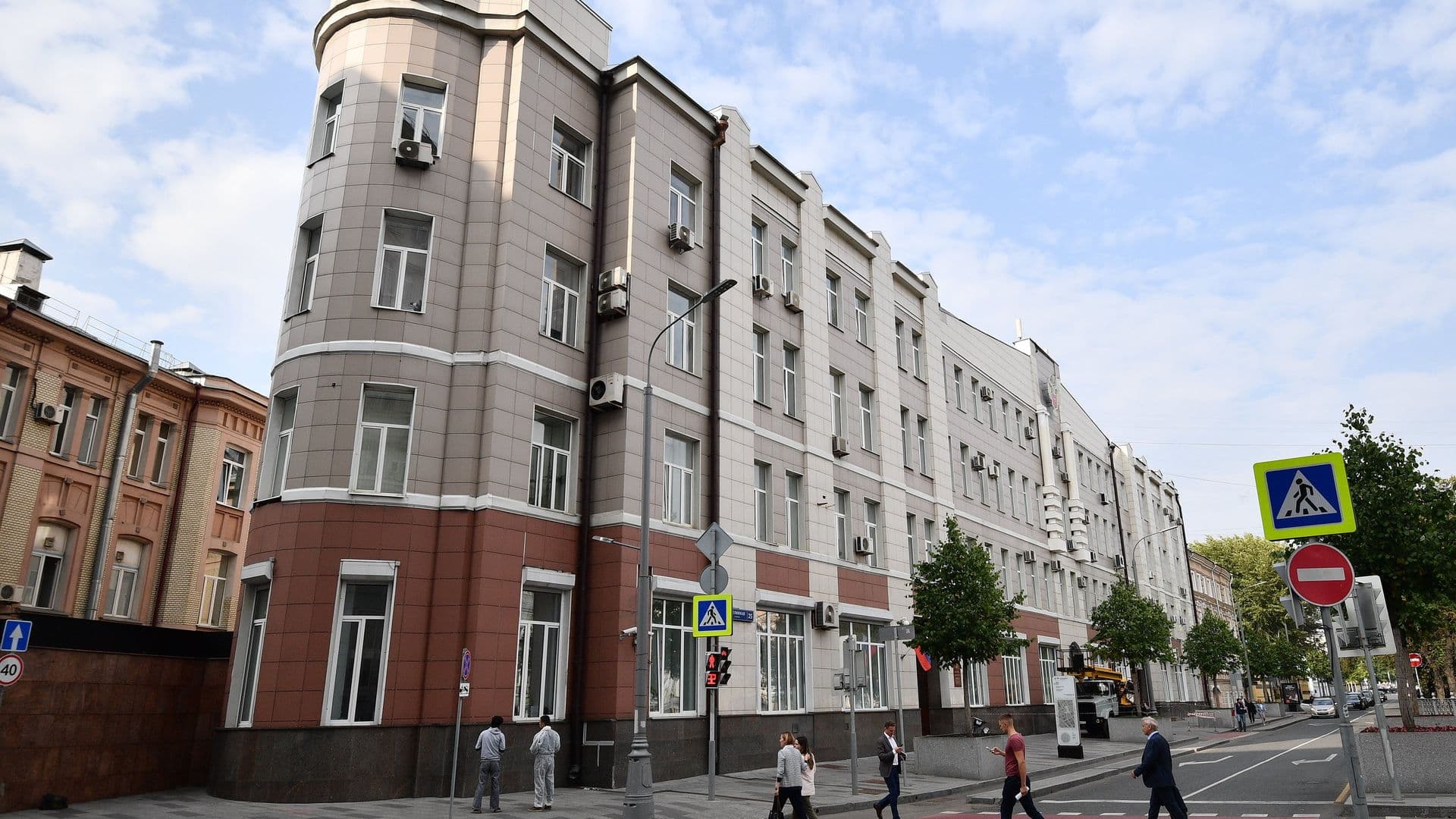 Минздрав планирует ввести электронную справку для оформления опекунства