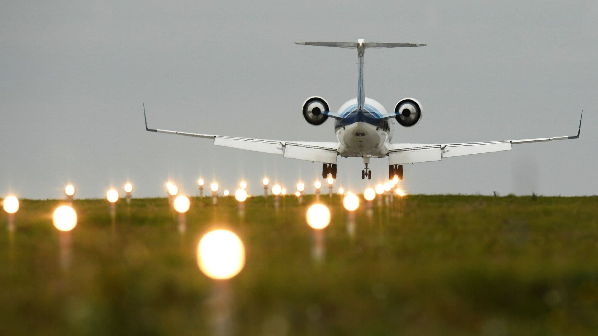 В аэропортах Казани и Чебоксар ввели временные ограничения