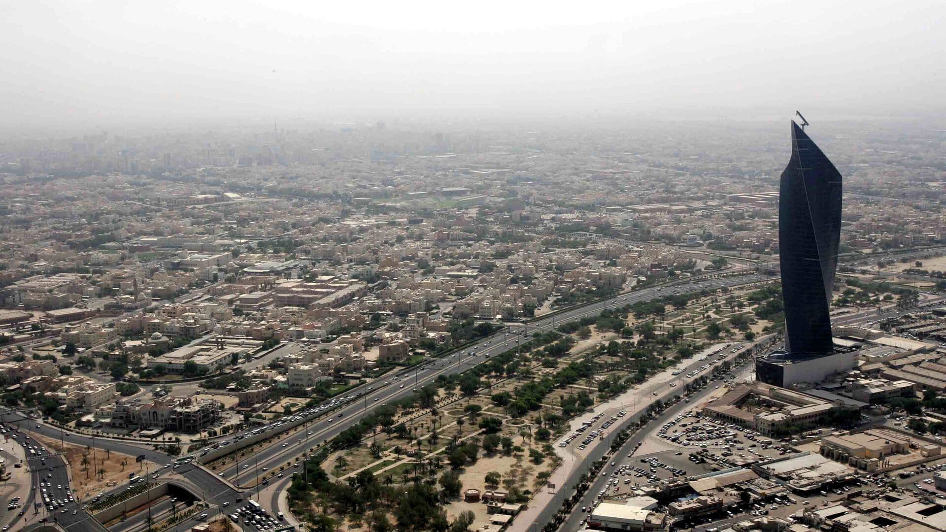 Армия Кувейта сообщила о десяти пострадавших после удара по военной части