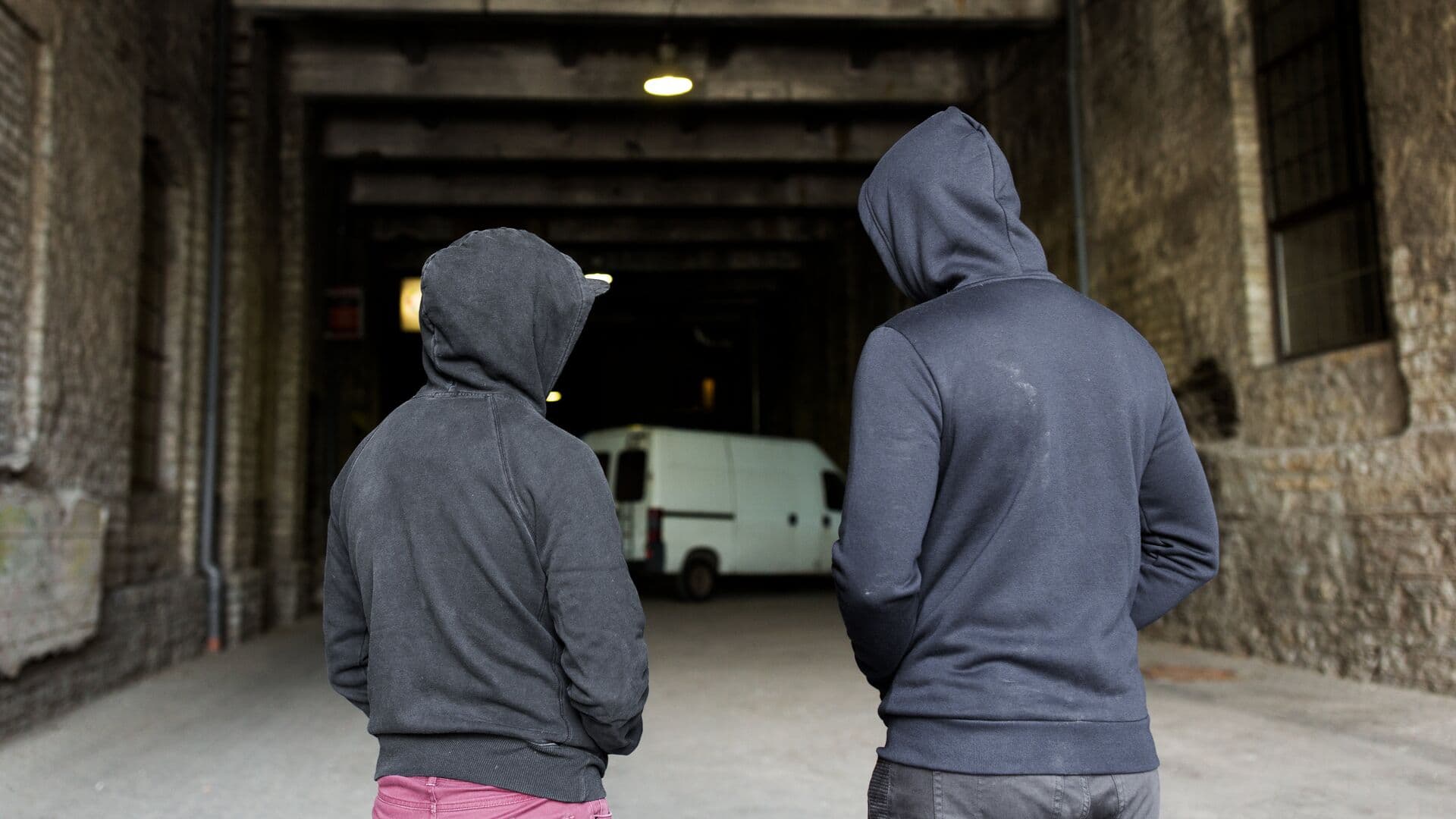 "Напали со спины". Что сделала со школьником толпа подростков в Одинцово