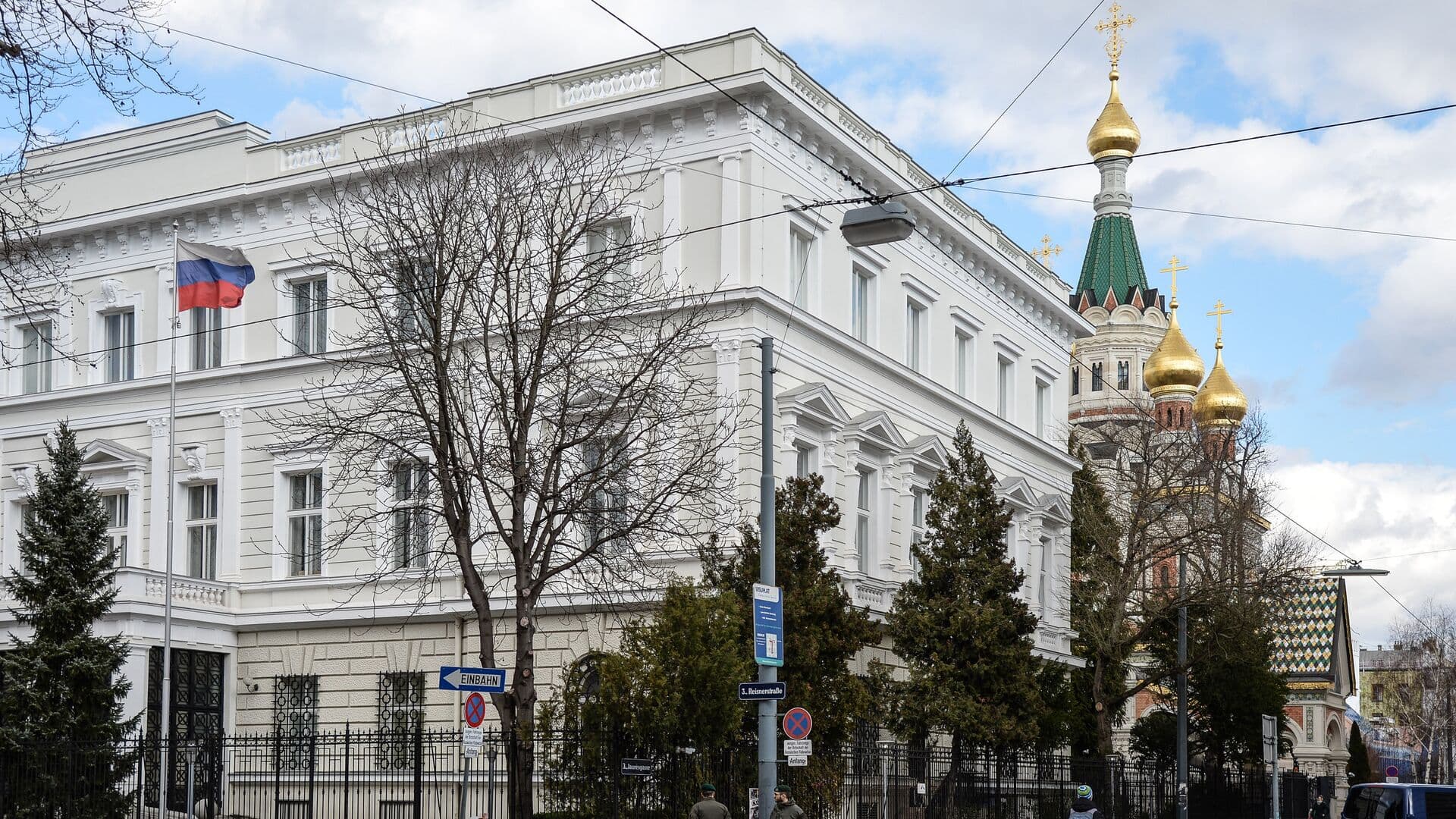 Посольство прокомментировало высылку российских дипломатов из Австрии