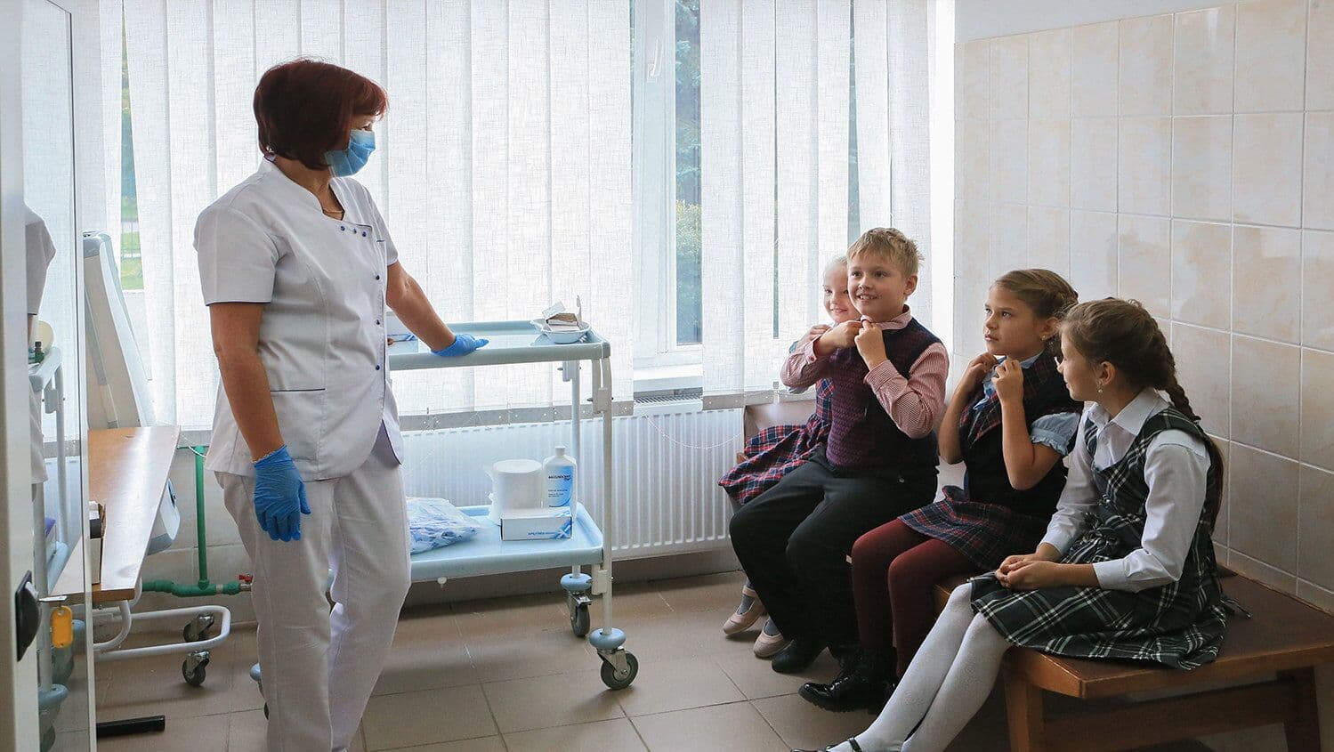 В Госдуме предложили ввести осмотр врача-психиатра для школьников