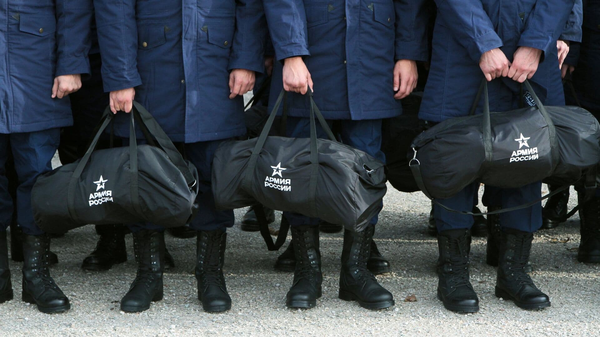 В Генштабе будут давать разъяснения по вопросам призыва с 10 апреля