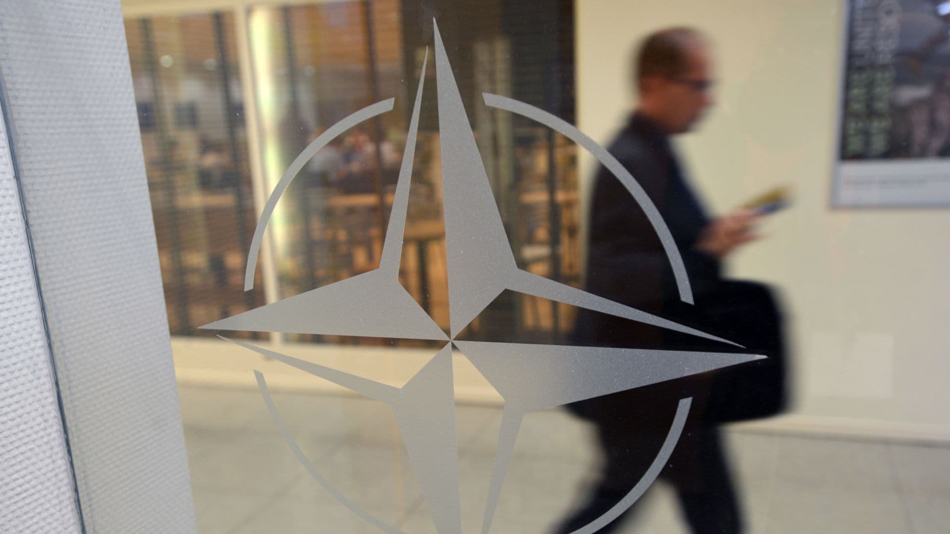 СМИ: страны Европы молятся, чтобы на саммите НАТО не произошли сюрпризы
