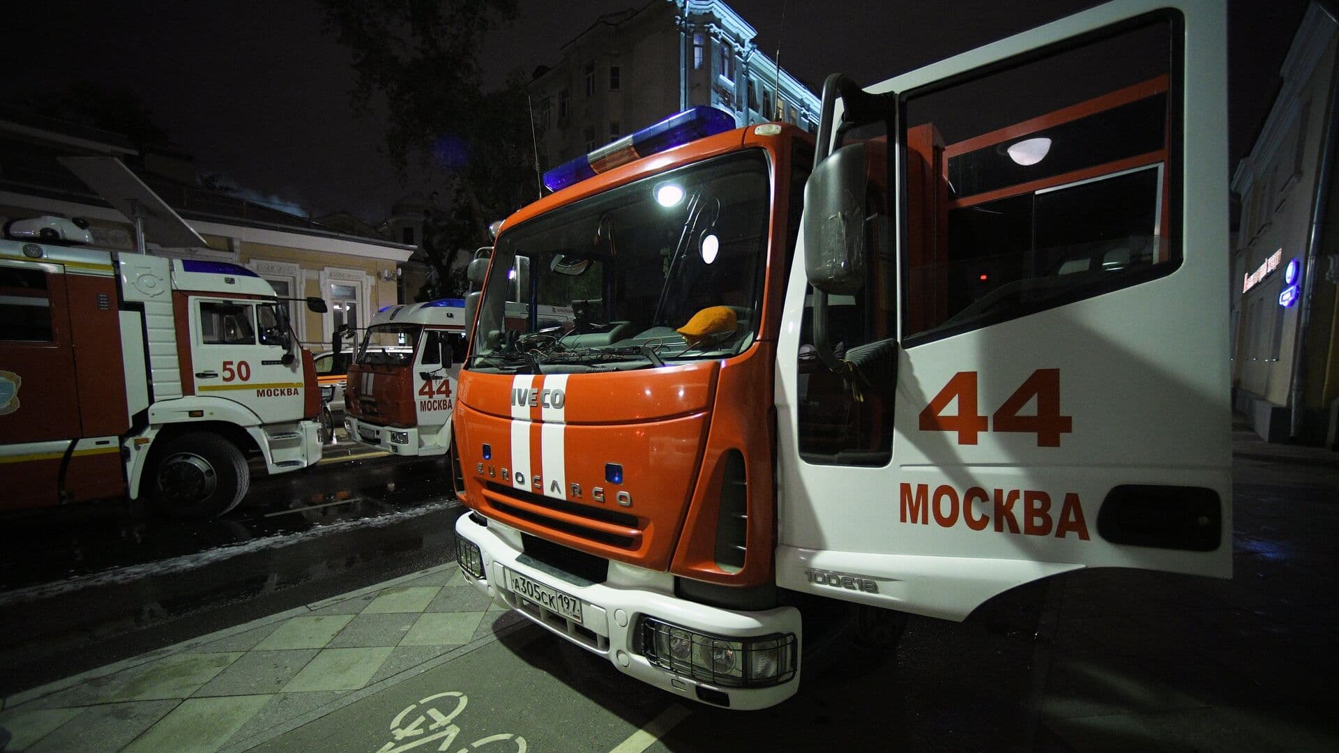 На Каширском шоссе в Подмосковье загорелся бензовоз