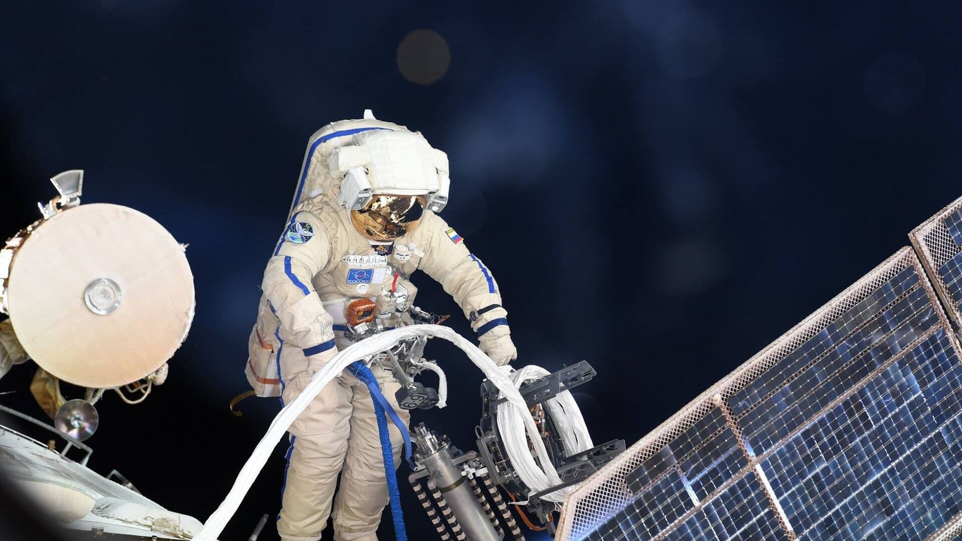 Космонавт Зубрицкий рассказал, как экипажи готовятся между полетами