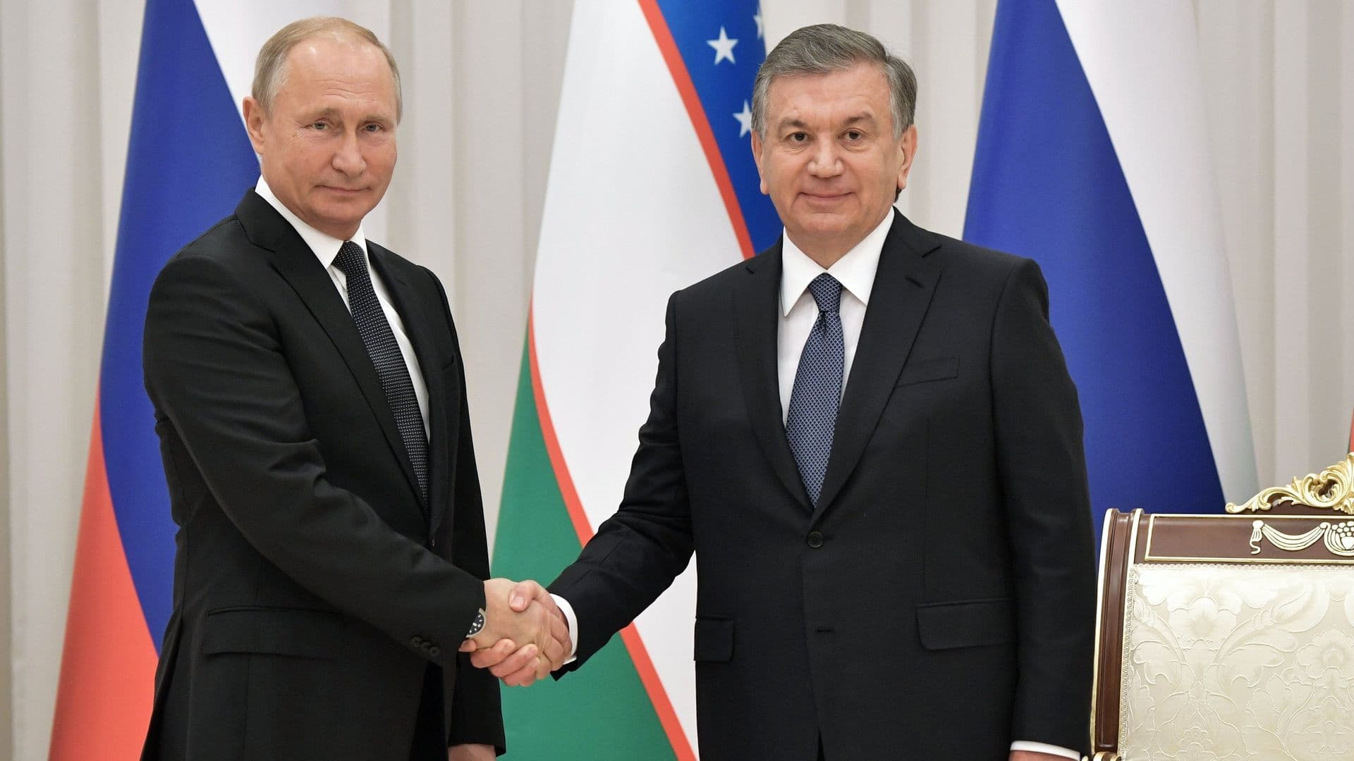 Путин поздравил президента Узбекистана с 35-летием независимости республики