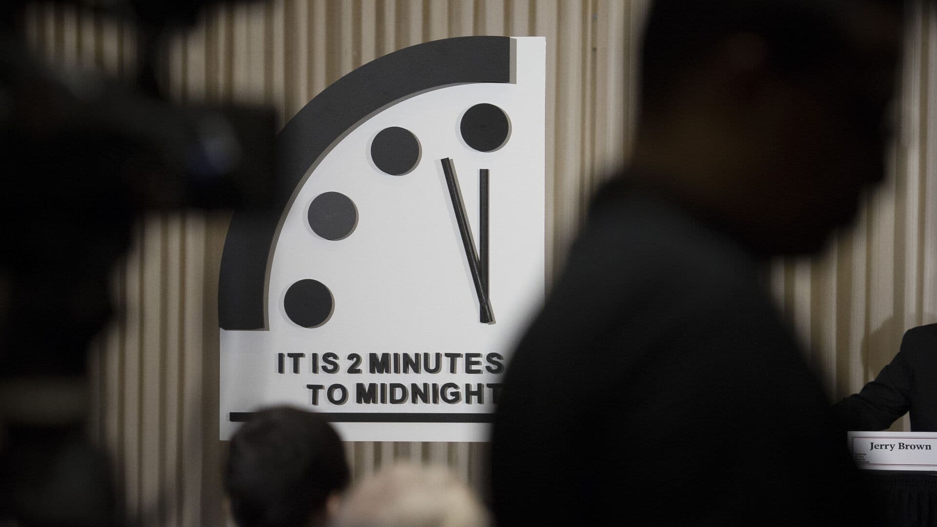 В эфире "Радиостанции Судного дня" прозвучало сообщение "Возостем"