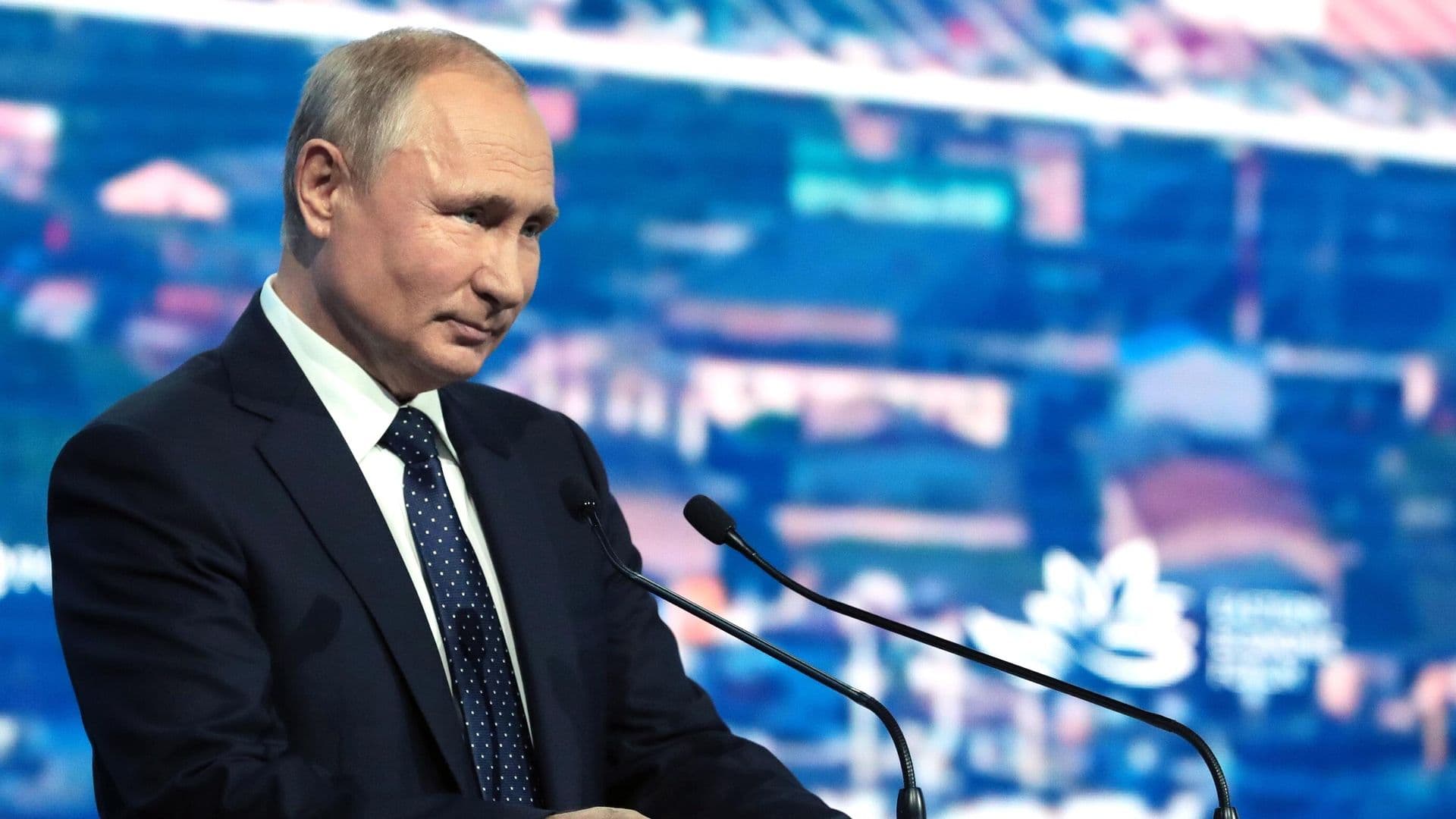 Путин заявил о росте товарооборота России и Индонезии