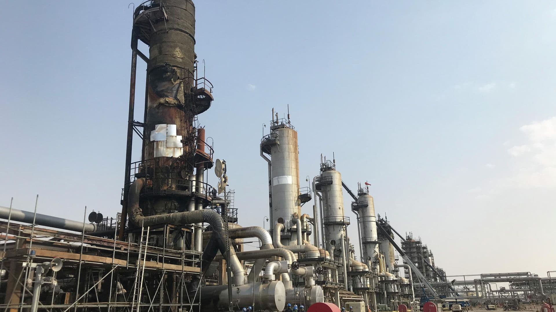 Песков указал на выпадение огромного количества нефти с мирового рынка