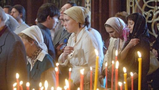 В РПЦ рассказали, можно ли развеивать прах усопшего