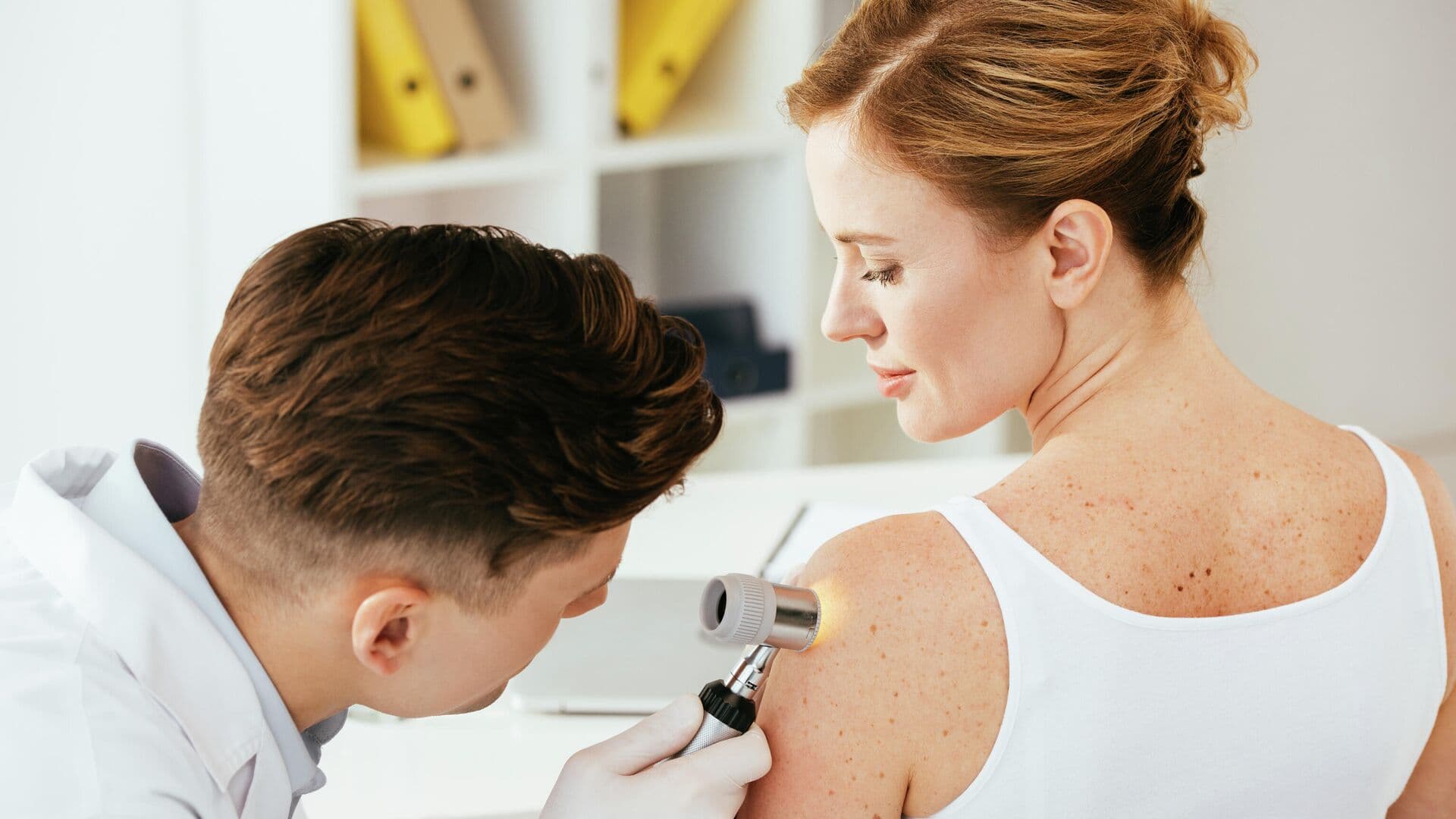 Главный онколог Минздрава назвал первые признаки рака кожи