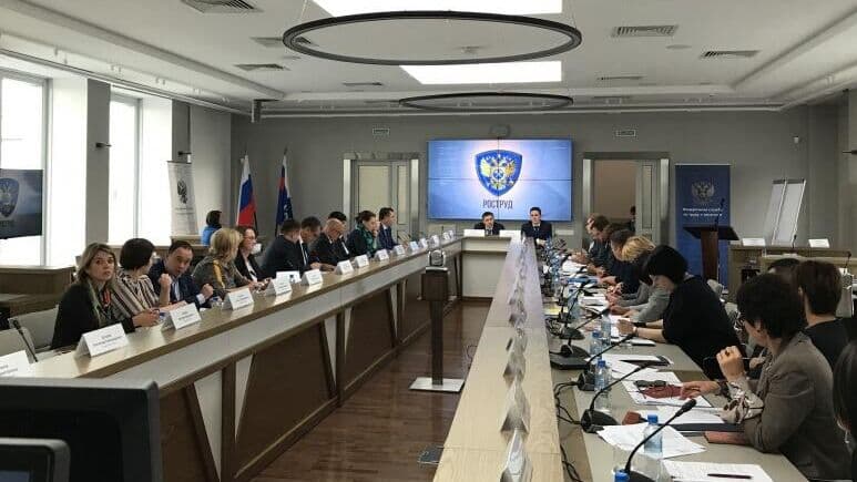 Роструд напомнил об обязательном психиатрическом освидетельствовании