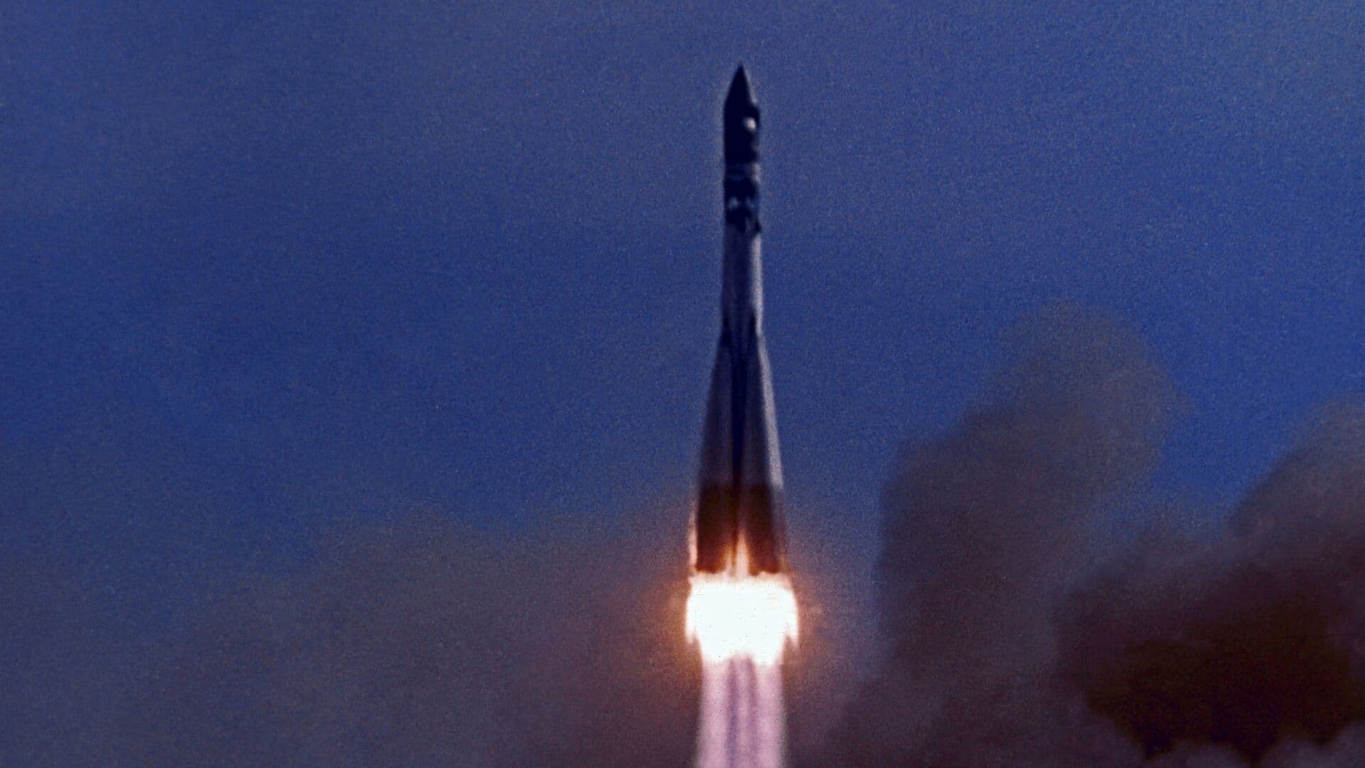 В поездах РЖД появилась игрушка-конструктор "Восток"