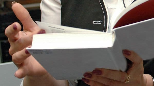 Названы самые популярные у россиян книги о работе мозга