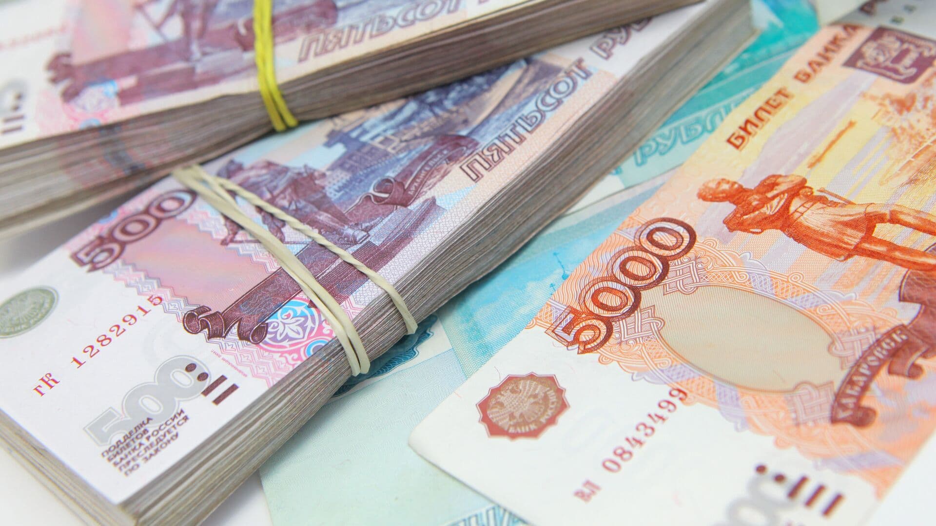 В России с апреля вырастут соцпенсии