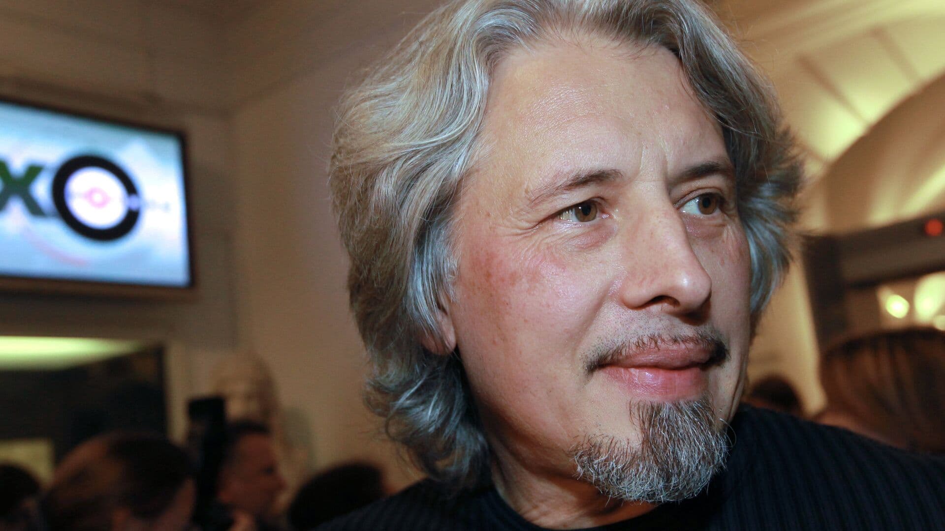 АСТ сняло с продажи роман "Голубое сало" Сорокина