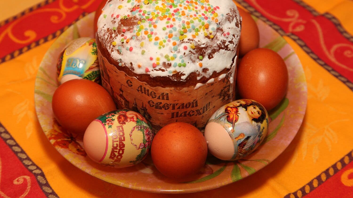 Аналитики рассказали, сколько куличей съедают россияне на Пасху