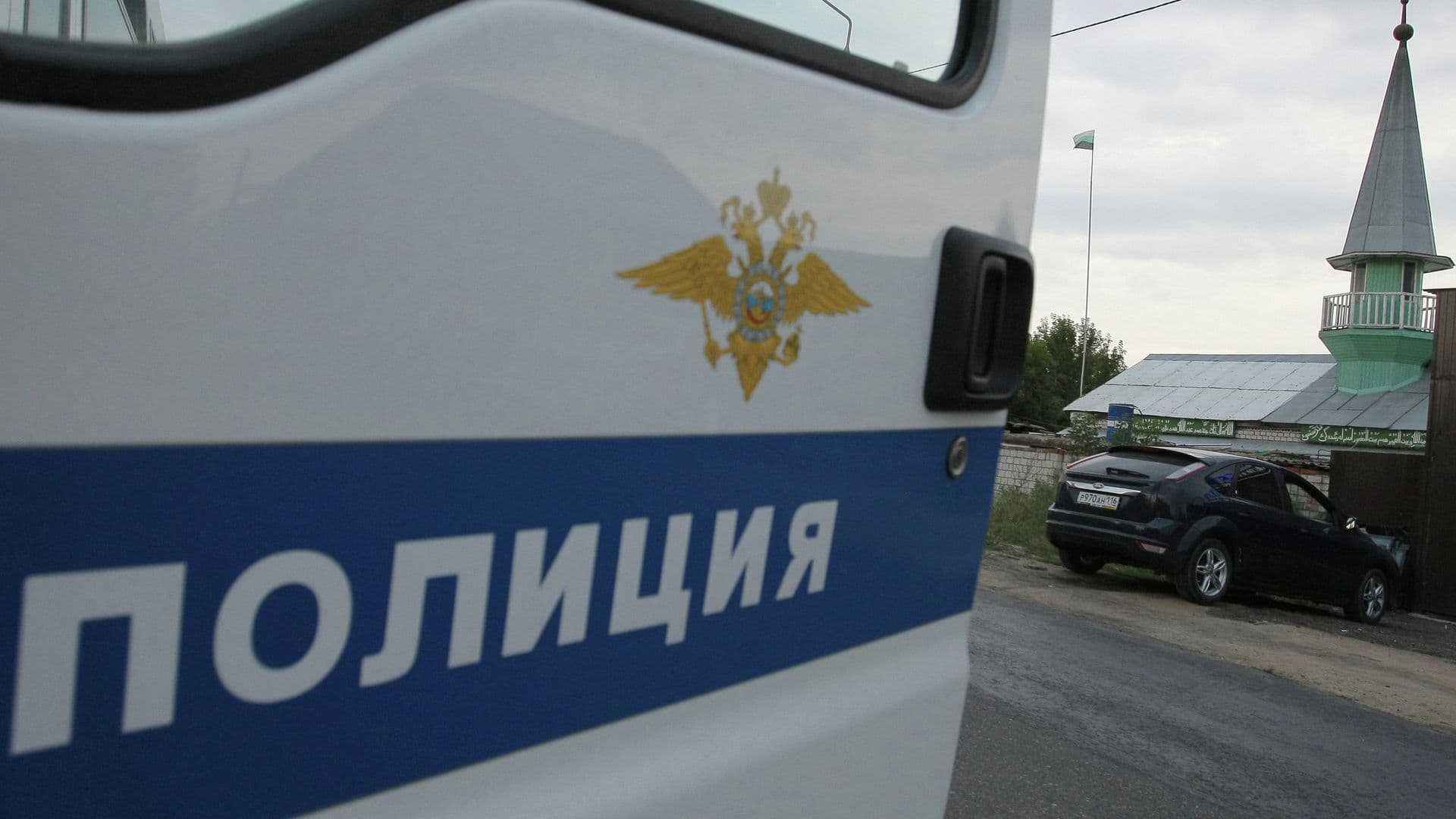 В Ингушетии задержали подростка, который обокрал мечеть, помолившись