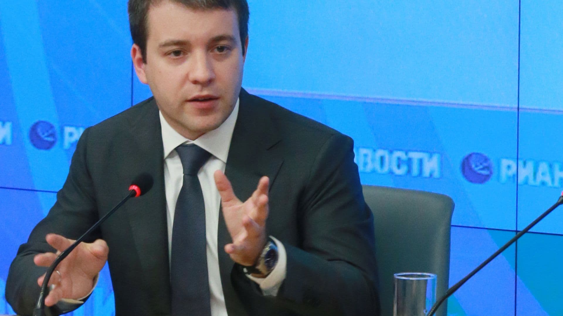 Суд заочно арестовал экс-главу Минкомсвязи Никифорова