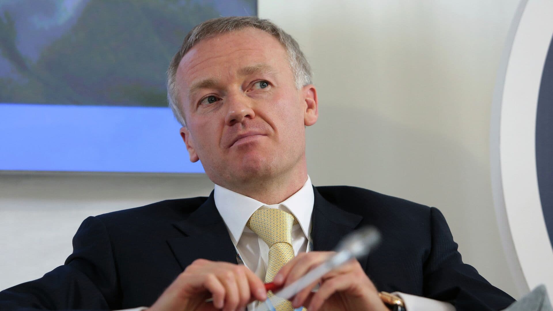 Родственники Баумгертнера получили консульскую помощь, заявил посол