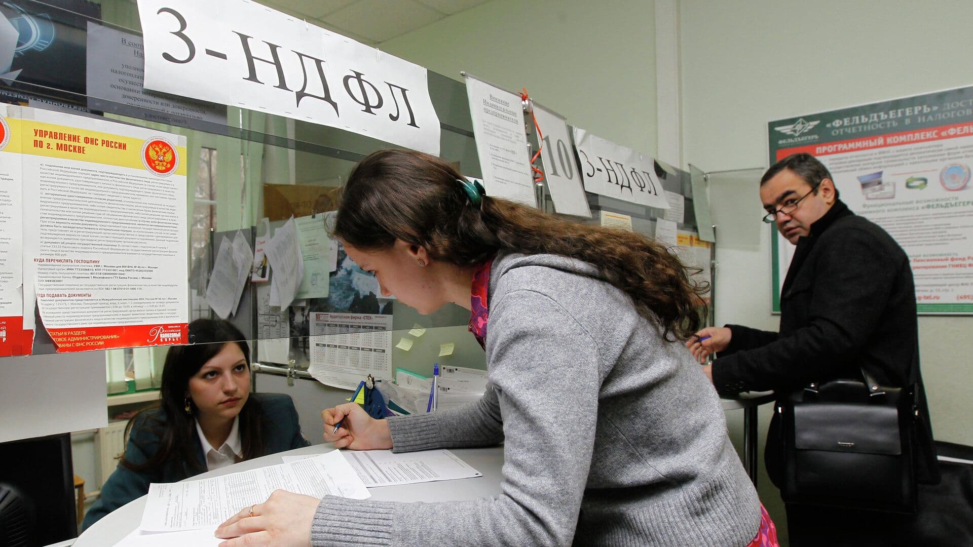 В Минфине рассказали о лимите на налоговый вычет за обучение детей