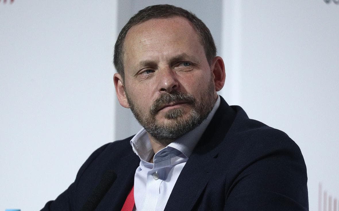 Bloomberg узнал об отказе Аркадия Воложа от гражданства России