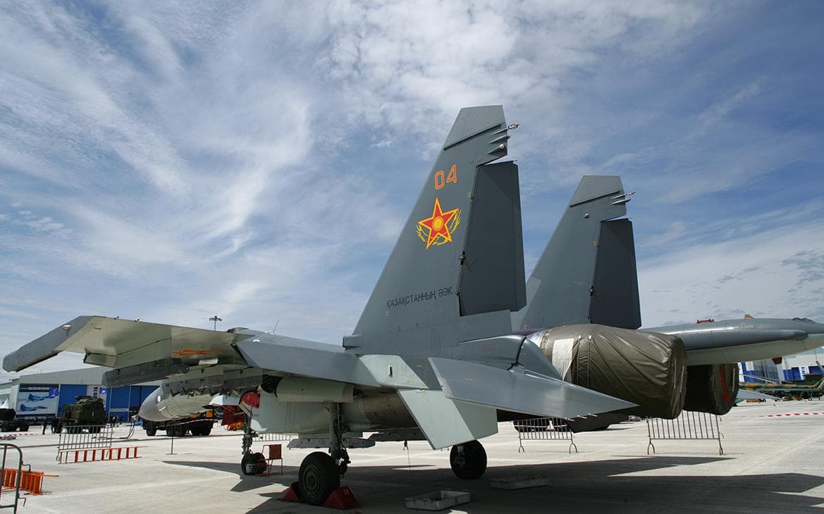 В Казахстане разбился истребитель Су-30СМ