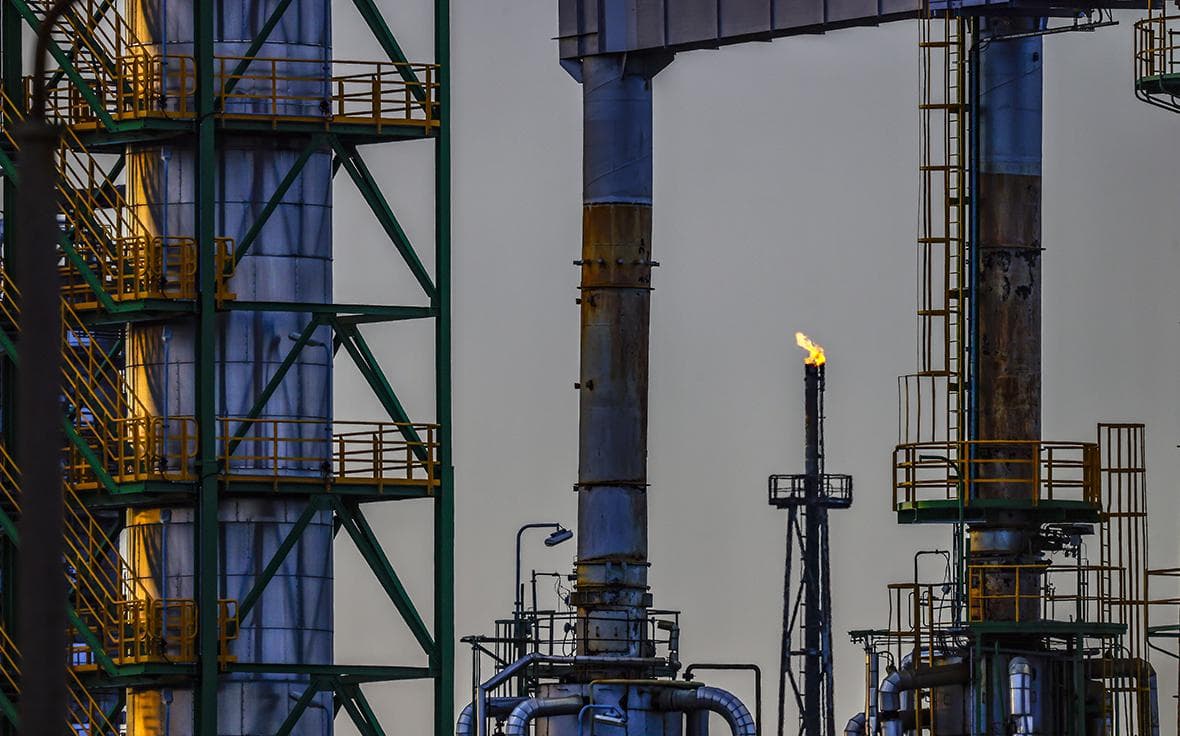 Reuters узнал, как ЕК связала санкции против российской нефти с выборами