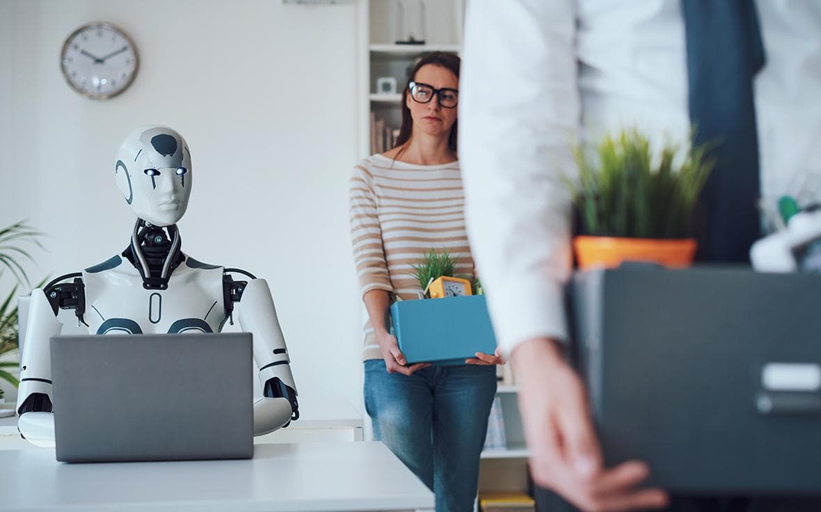 Крупный бизнес в США анонсировал увольнение 52 тыс. сотрудников